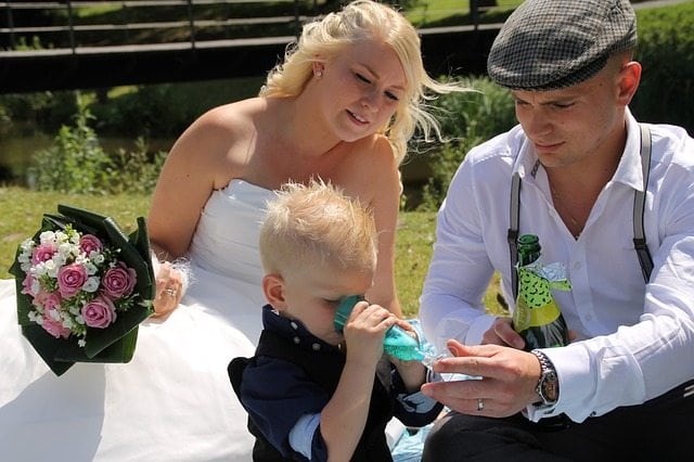 How to Throw a Wedding Reception for $1000 – The Budget Diet